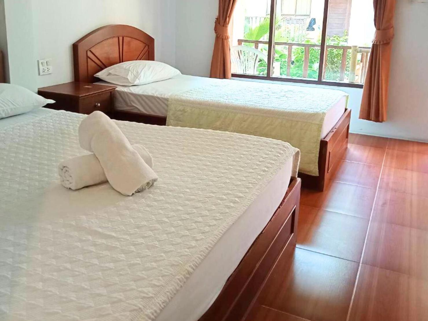 Bank Guesthouse Haad Rin Exterior foto