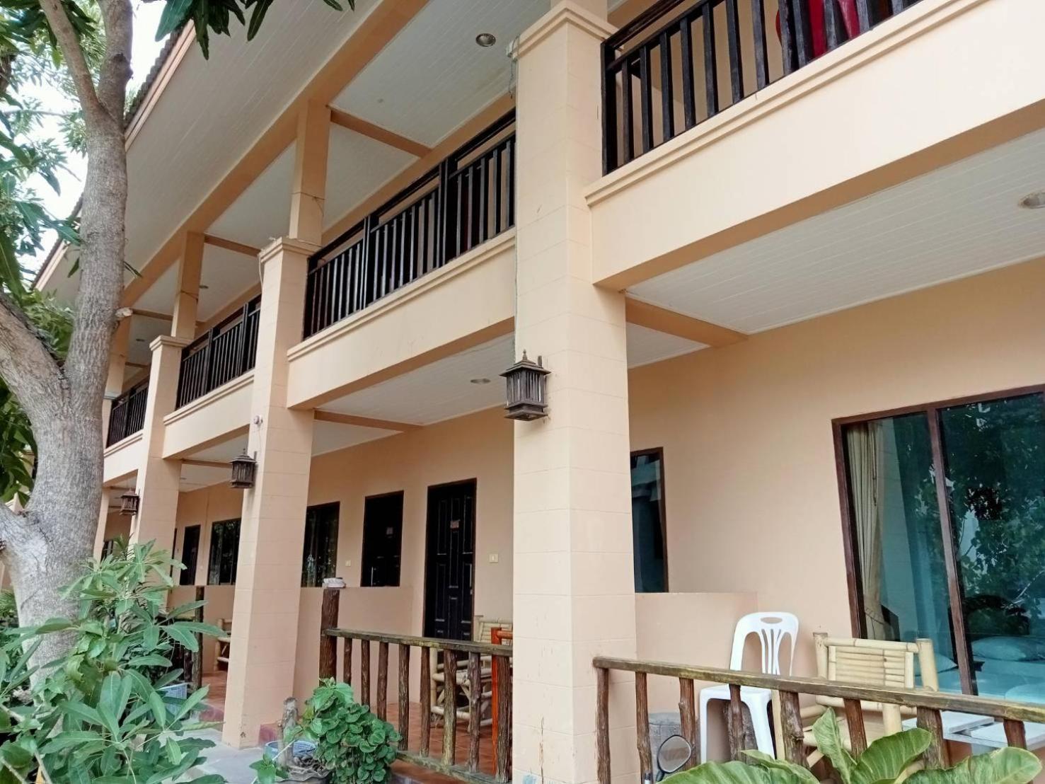 Bank Guesthouse Haad Rin Exterior foto
