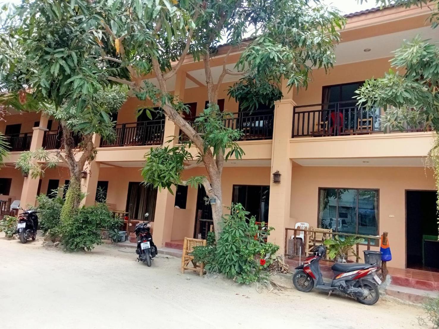 Bank Guesthouse Haad Rin Exterior foto